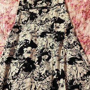 Chic Black and White Floral A-Line Dress